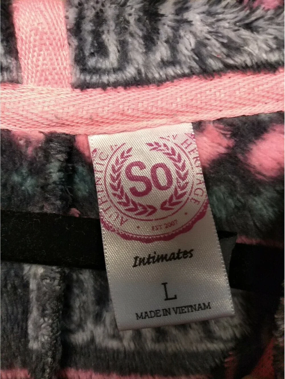 So intimates Women's Size Large One Piece Pajamas 024